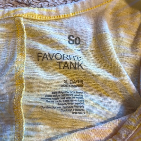 Yellow tie tank top with light blue and pink design - Picture 3 of 3